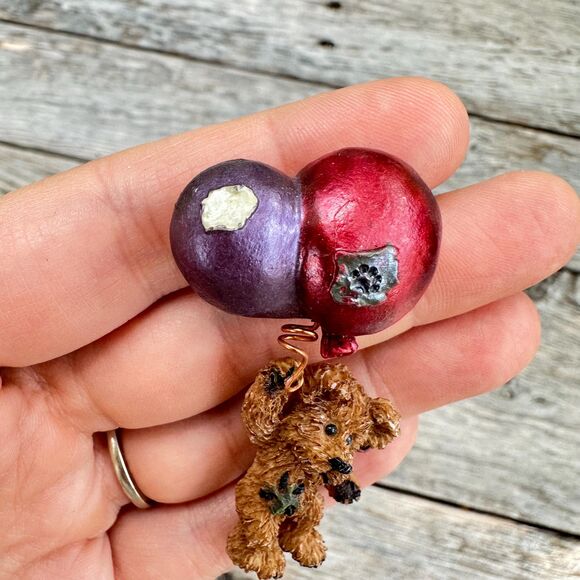 Vintage Jewelry Bear with Balloons Brooch Floating Bear with Balloon Pin - Picture 2 of 3